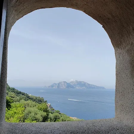 Oblo Su Capri. Apartment